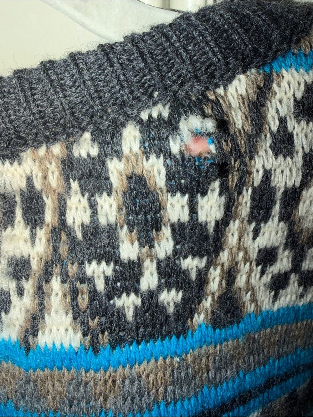 RARE-Pre-1987 Cuggi/Coogi Men's Geometric Pattern Crewneck Sweater - Blue & Gray - Picture 9 of 13